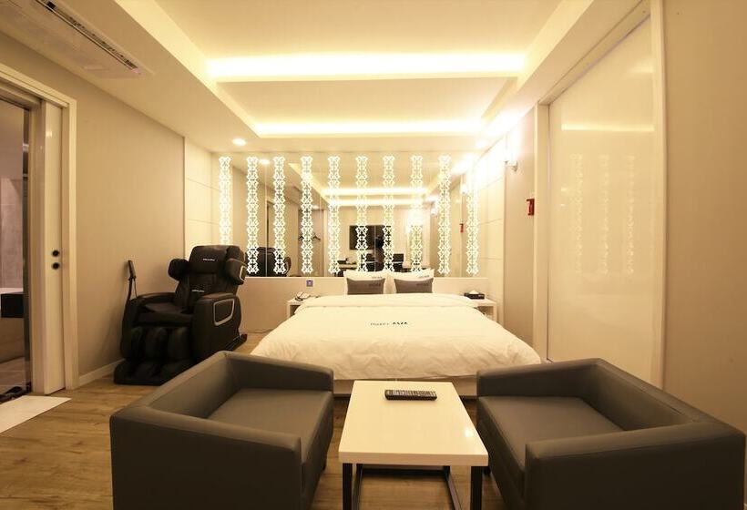 اتاق استاندارد, Premium Ava