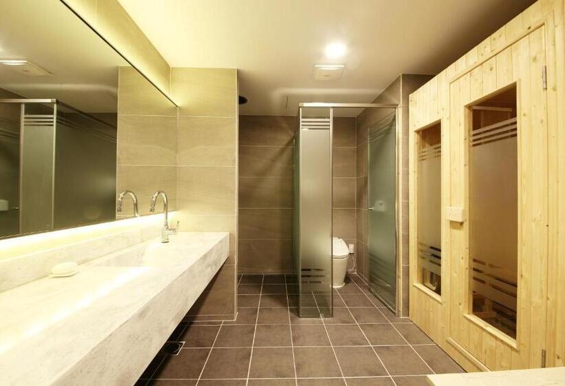 سوییت, Premium Ava