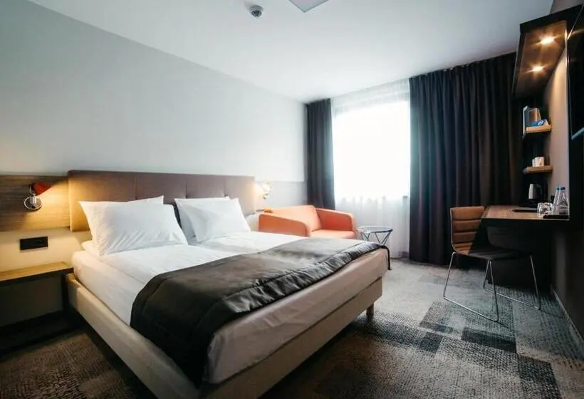اتاق استاندارد, Q Hotel Plus Katowice