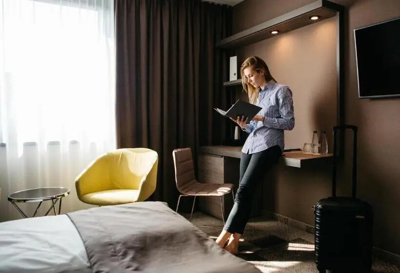اتاق استاندارد یک نفره, Q Hotel Plus Katowice