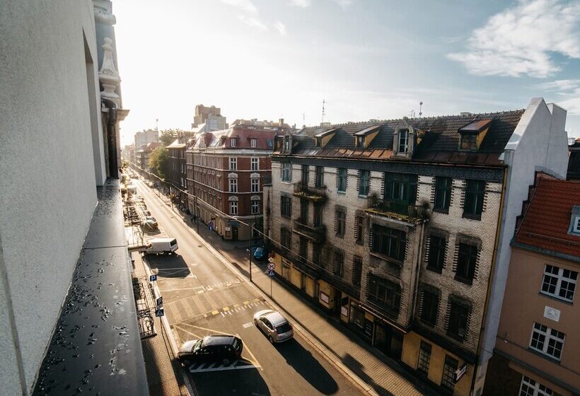 اتاق استاندارد یک نفره, Q Hotel Plus Katowice