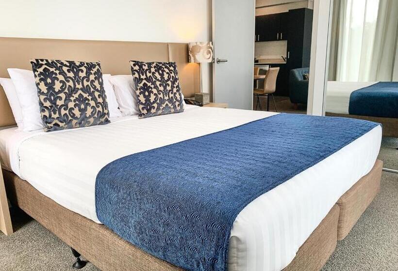 침실 2개 아파트, Ramada Suites By Wyndham Albany