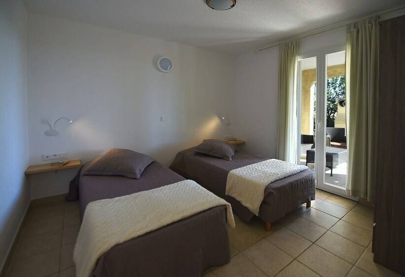 Вилла Premium 2 Спальни, Résidence Chiar Di Luna