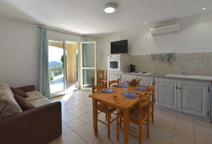 Вилла Premium 2 Спальни, Résidence Chiar Di Luna