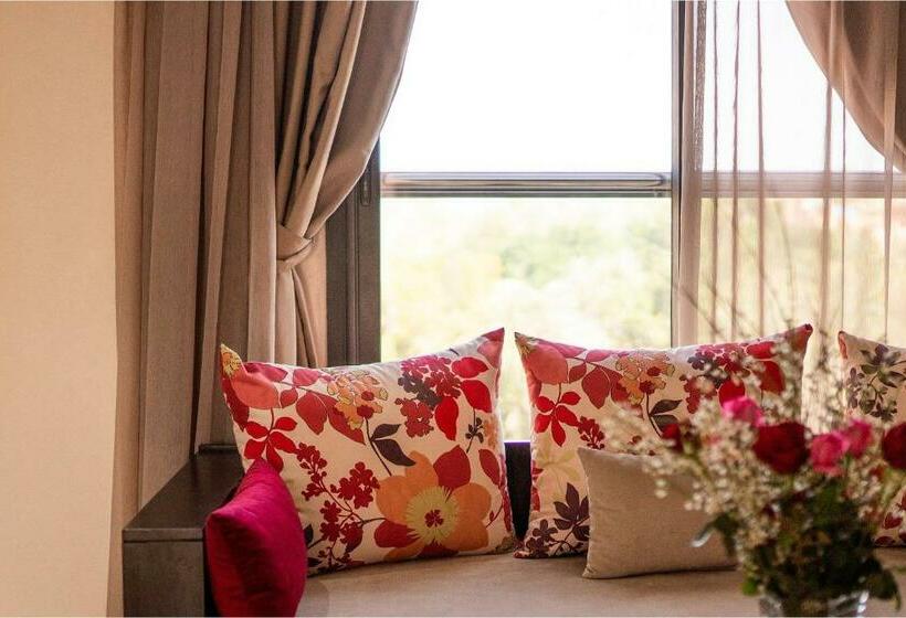 سوییت جونیور, Palm Menara Hotel Marrakech