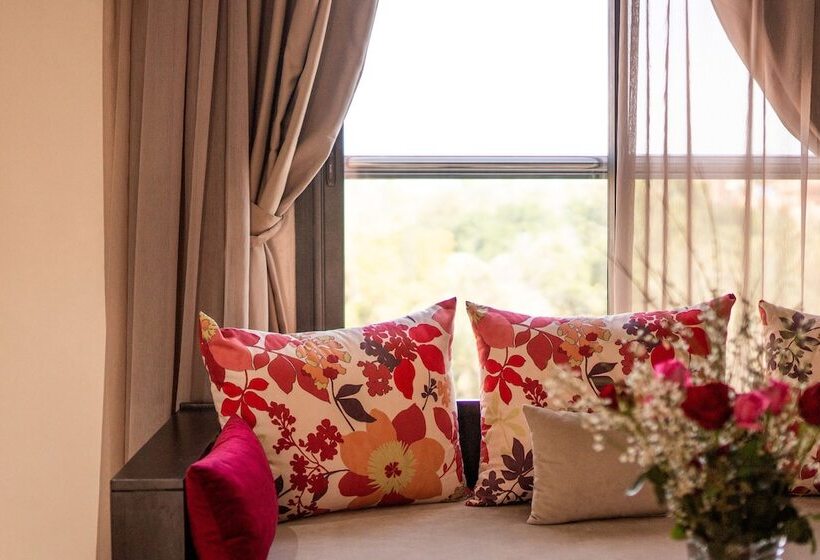 سوییت جونیور, Palm Menara Hotel Marrakech