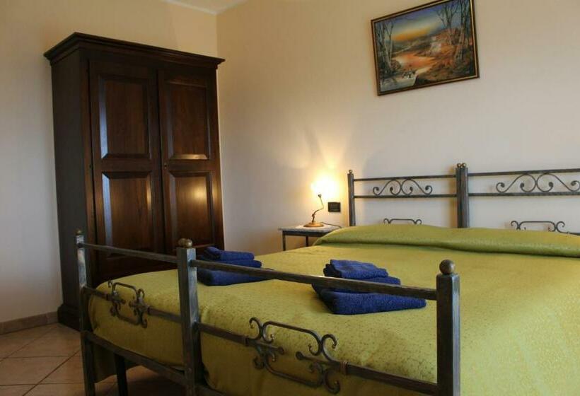 غرفة قياسية مزوَّدة بشُرفة, B&b Esperança