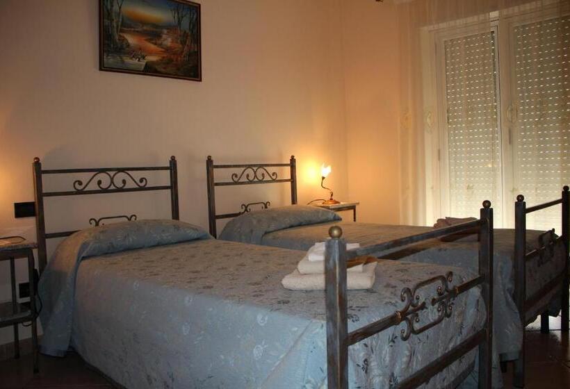 Номер Стандарт с Балконом, B&b Esperança