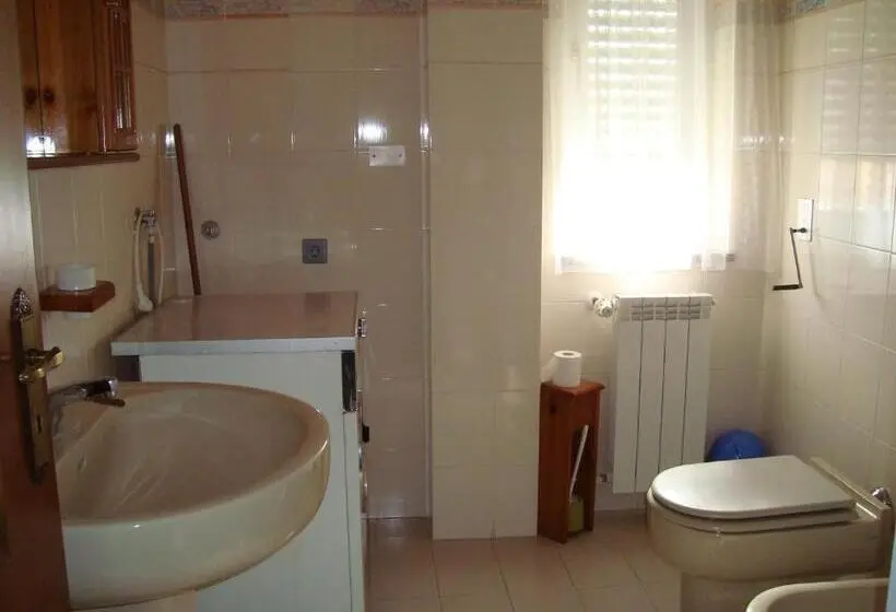 2ベッドルームアパートメント, B&b Esperança