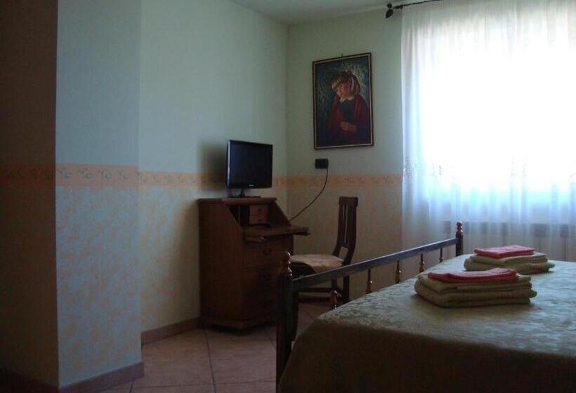 Номер Стандарт Трехместный, B&b Esperança