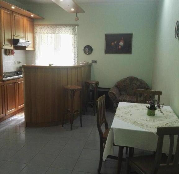 شقة غرفتين, B&b Esperança