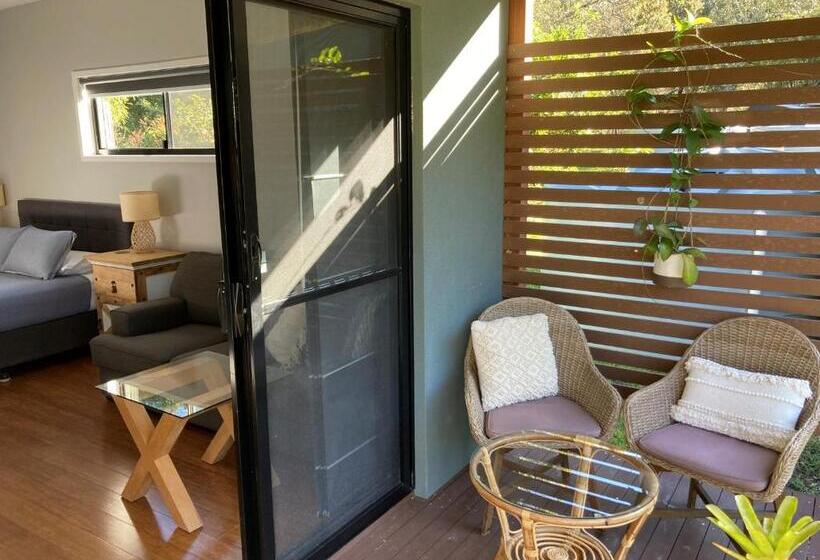 חדר דלוקס, Agnes Water Stays Over18 S