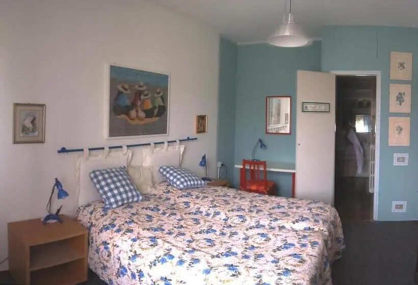 Standard Kolmen Hengen Huone Jaettu kylpyhuone, Guesthouse La Rocca