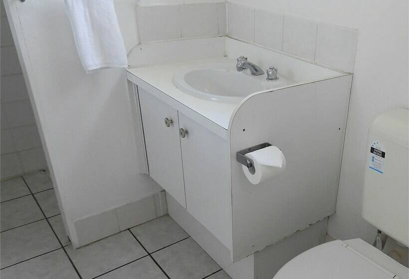 شقة غرفتين, Beerwah Glasshouse Motel