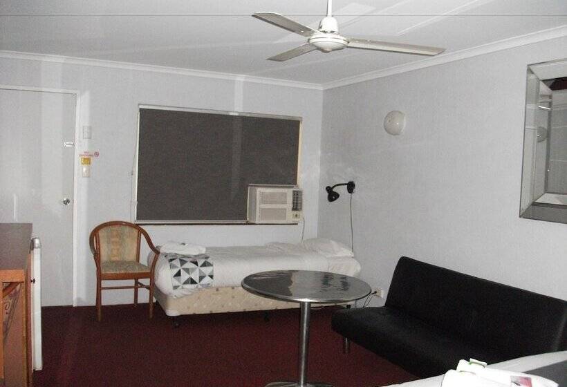 شقة غرفتين, Beerwah Glasshouse Motel