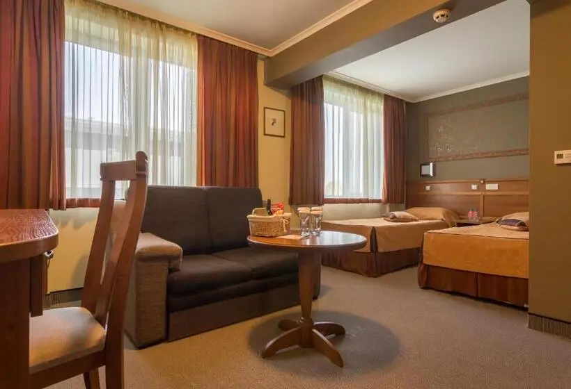 スタンダードルーム, Diplomat Plaza Hotel & Resort