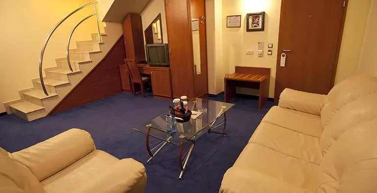 ドゥプレックスルーム, Diplomat Plaza Hotel & Resort
