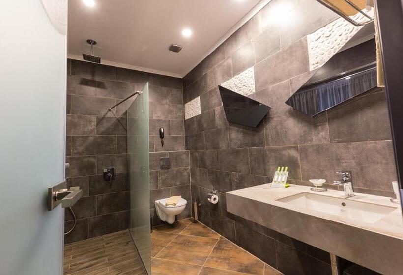 סוויטה דלוקס, Diplomat Plaza Hotel & Resort