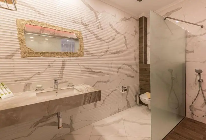 デラックススイート, Diplomat Plaza Hotel & Resort