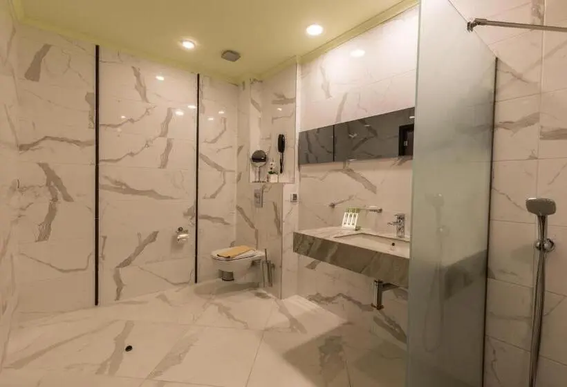 デラックスルーム, Diplomat Plaza Hotel & Resort
