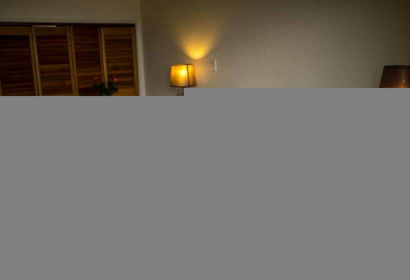 디럭스 룸, Eagle Heights Mountain Resort