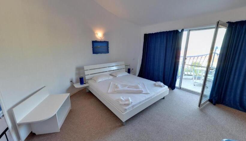 복층 룸, Family Hotel Four Seasons Tsarevo