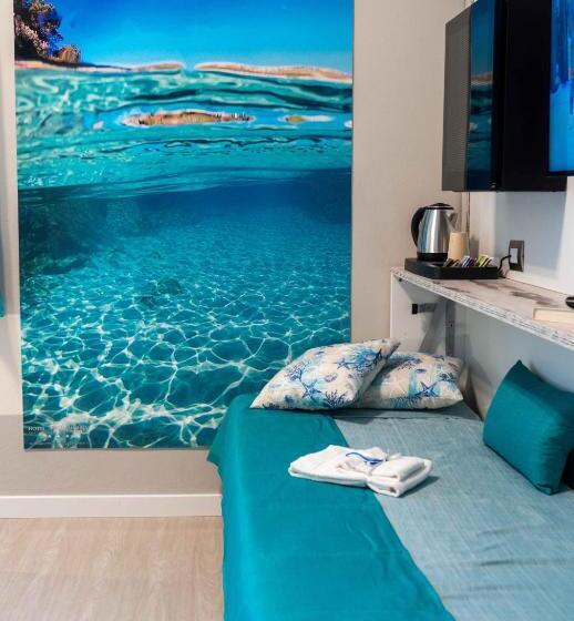 标准间, Acquamarina