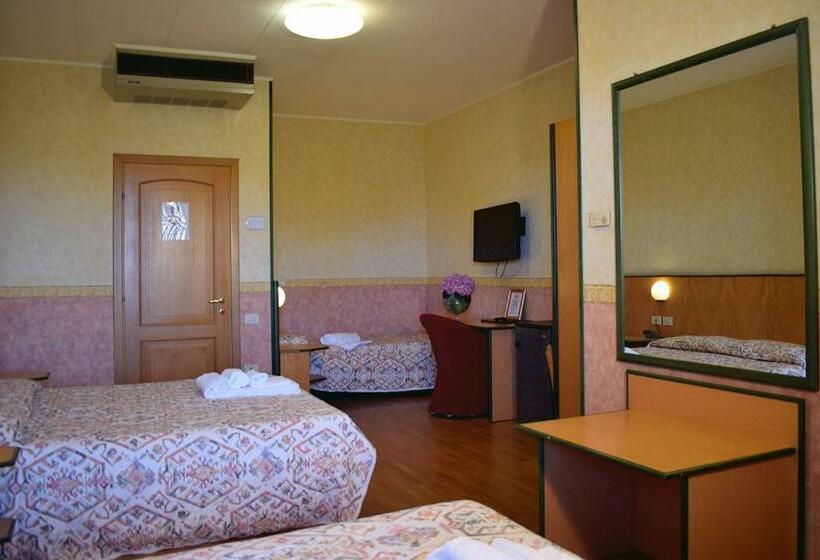 חדר משפחתי, Baffo Rosso