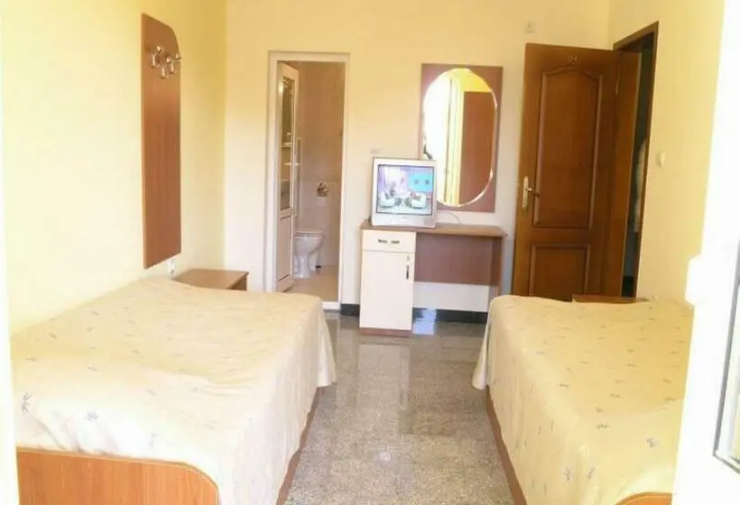 Habitación Estándar, Ertancom