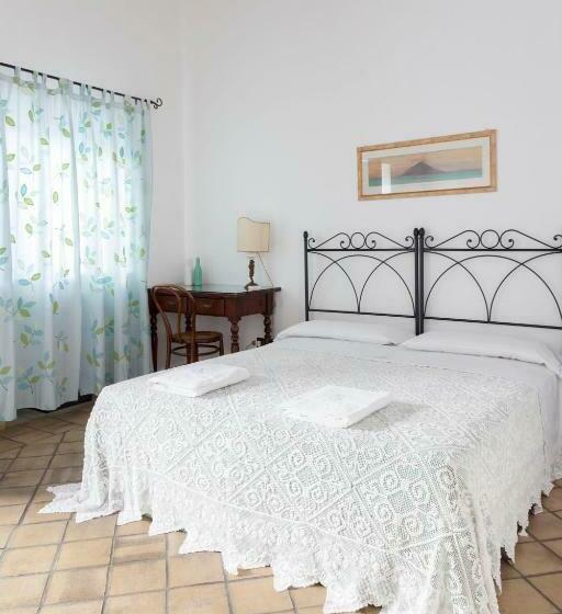 חדר סטנדרט, Mercanti Di Mare