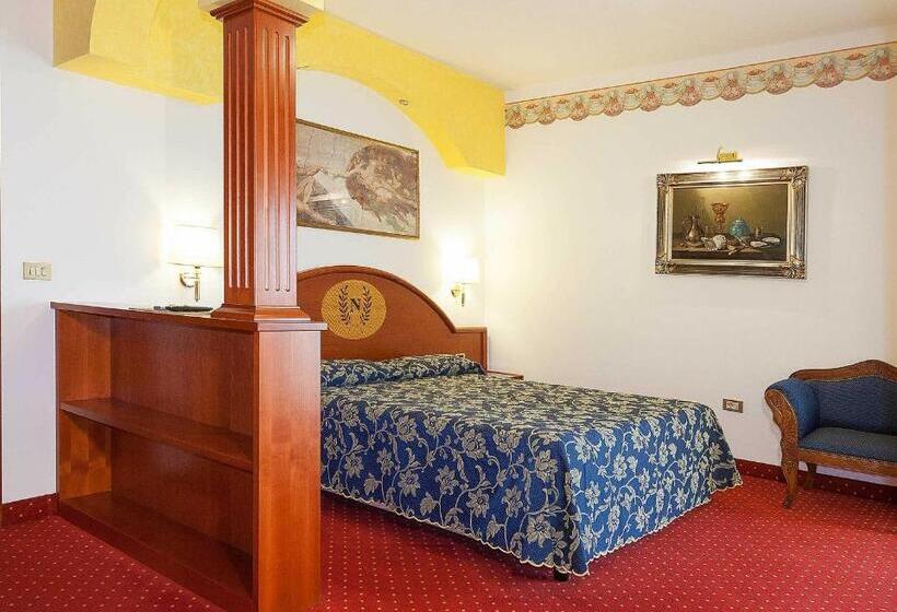 Habitació Superior, Napoleon