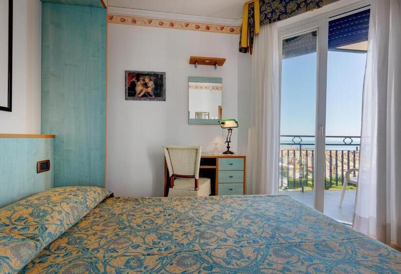 스탠다드 싱글 룸, Napoleon