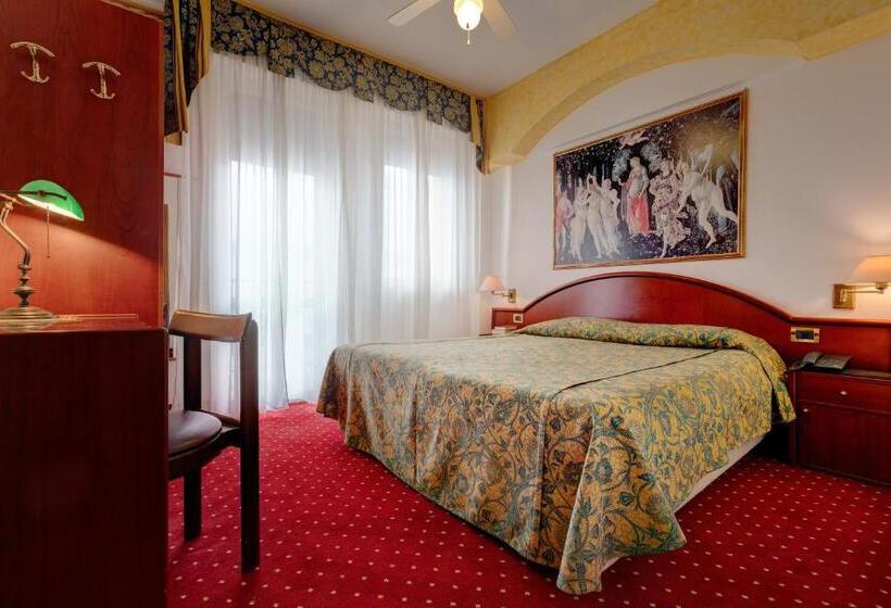 스탠다드 룸, Napoleon