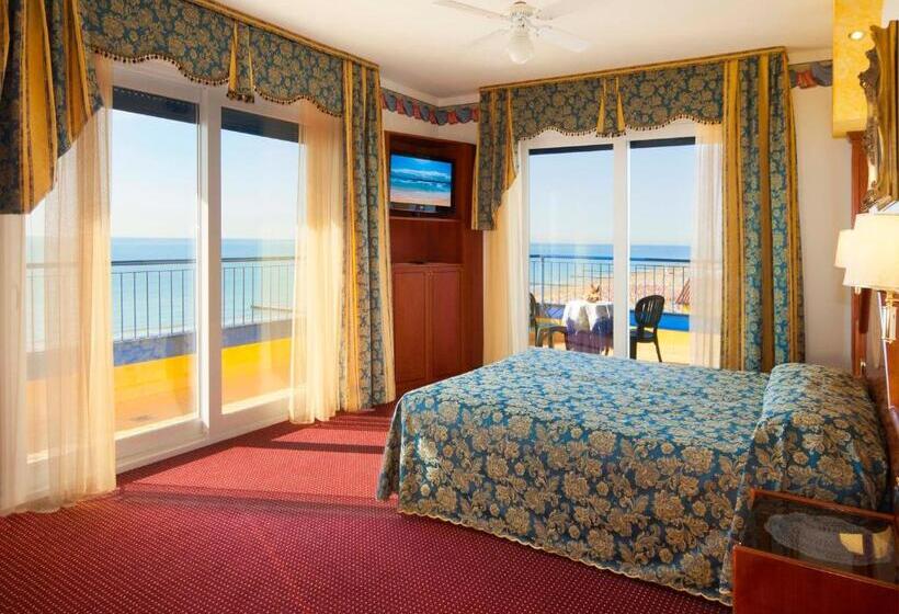 바다 전망 스위트, Napoleon