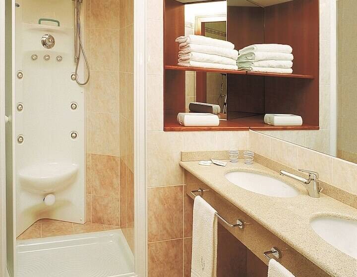 주니어 스위트 측면 바다 전망, Napoleon