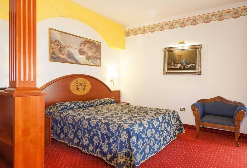 주니어 스위트 측면 바다 전망, Napoleon