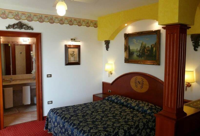 주니어 스위트 바다 전망, Napoleon