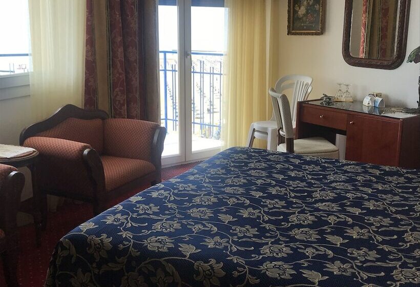 주니어 스위트 바다 전망, Napoleon