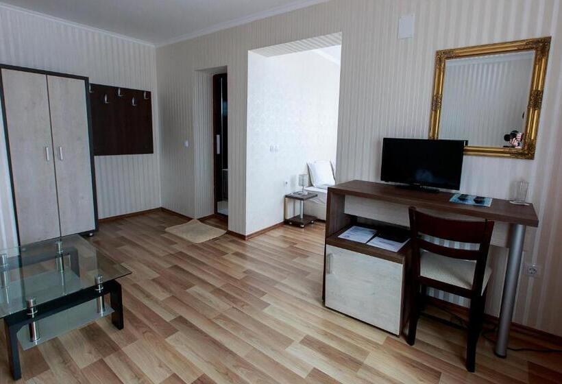 Appartamento 1 Camera da Letto con Vista, Nikol
