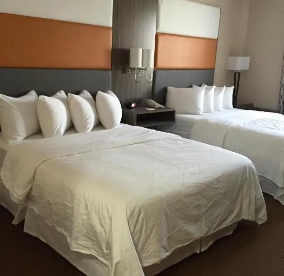 スイート, Southfort Inn
