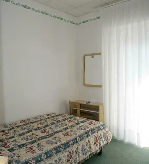 اتاق استاندارد یک نفره, Villa Rosa