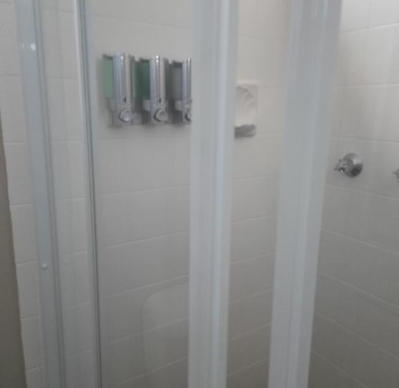 חדר דלוקס, Aromet Motor Inn