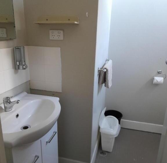 חדר דלוקס, Aromet Motor Inn