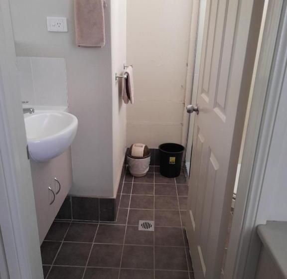 חדר דלוקס, Aromet Motor Inn