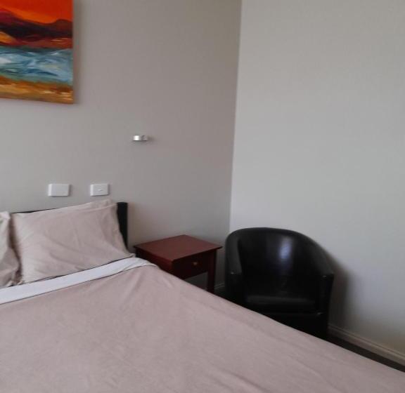 חדר דלוקס, Aromet Motor Inn