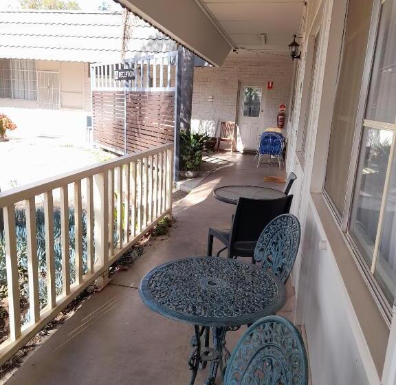 חדר דלוקס, Aromet Motor Inn