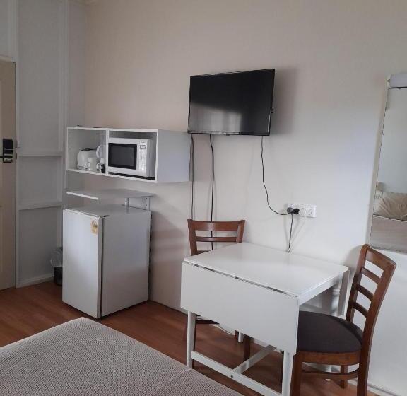 חדר דלוקס, Aromet Motor Inn