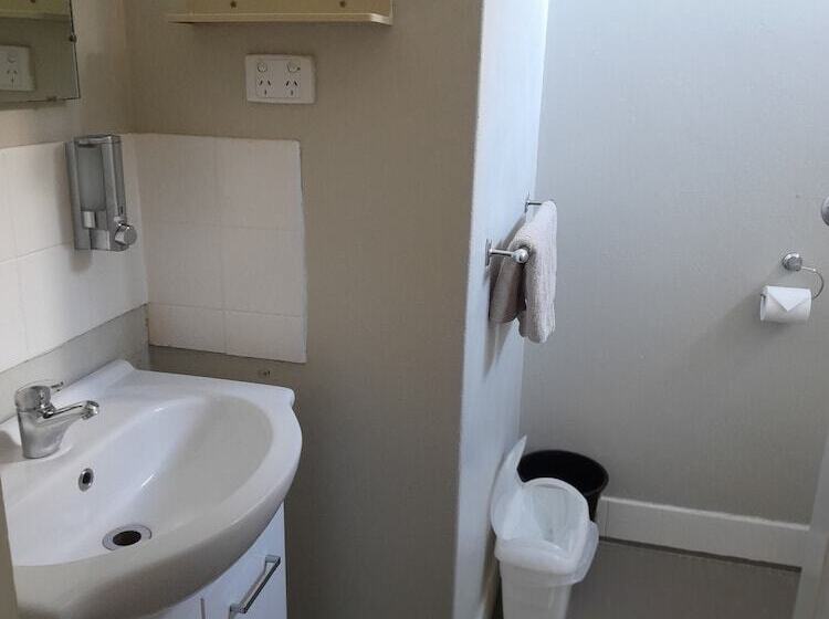 Номер Deluxe, Aromet Motor Inn