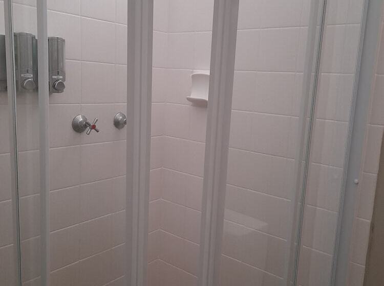 חדר דלוקס, Aromet Motor Inn