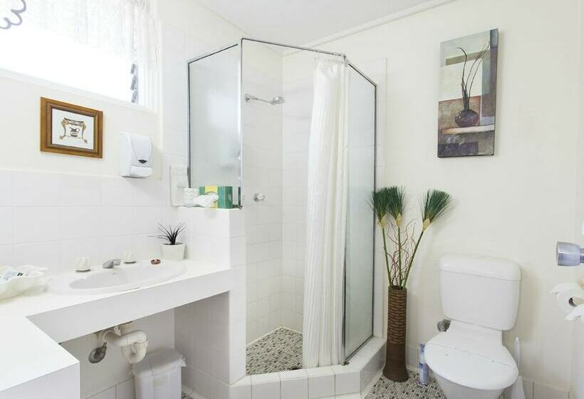 标准间, Raceways Motel